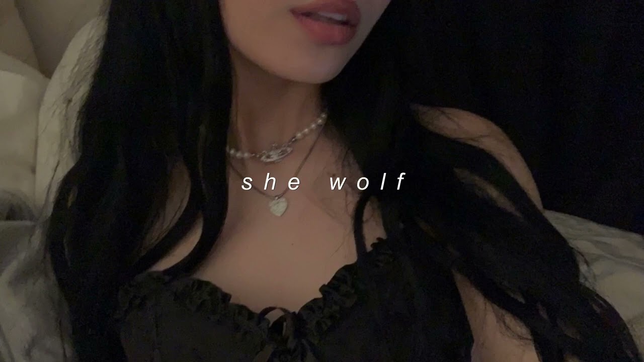 Shakira! β She Wolf (Speed Up Version)
