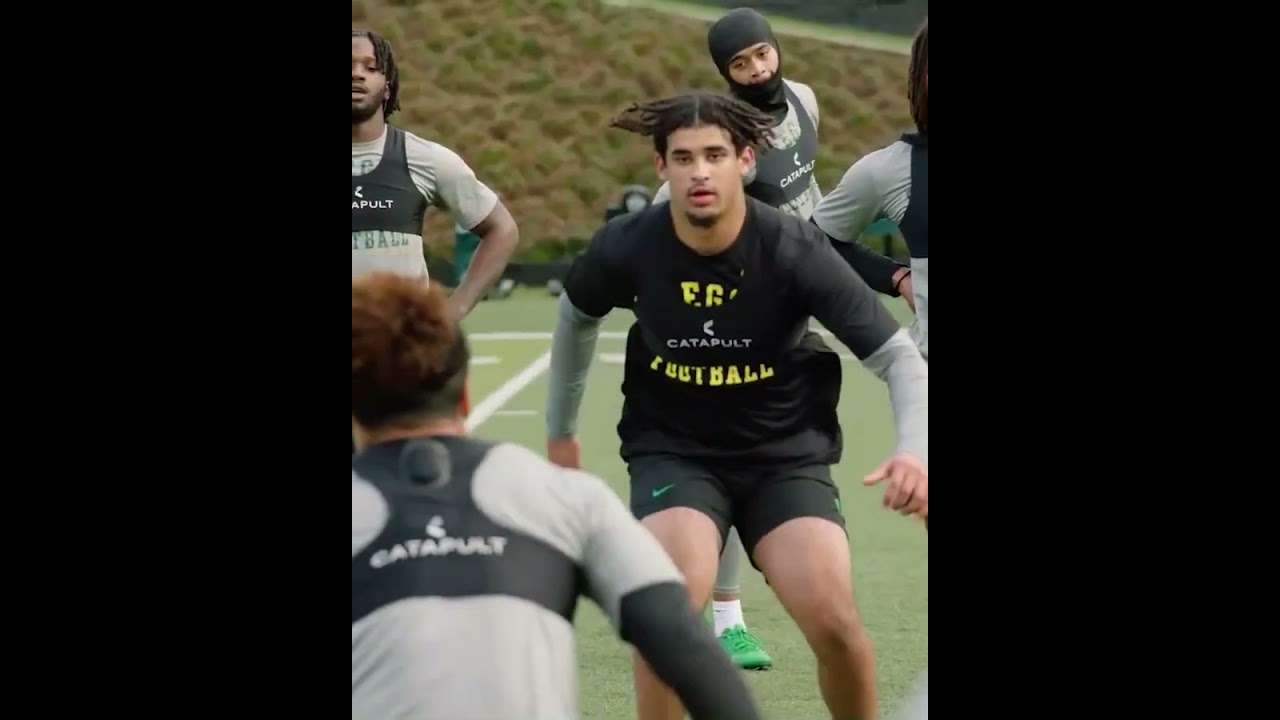 Dante Moore Aims for Oregon Ducks QB Spot 🏈