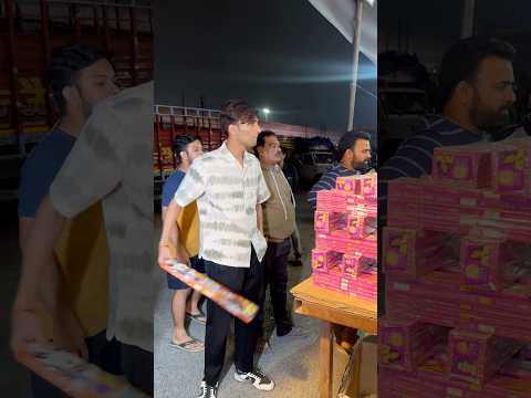 Mere pese nahi lagte 🤣 #shorts #funny