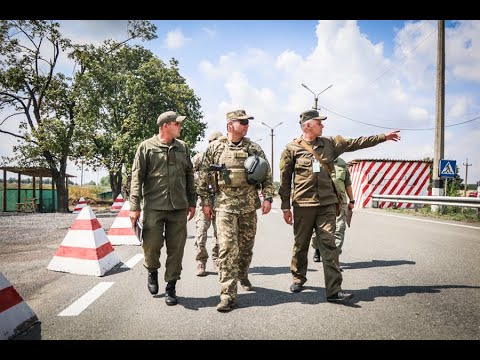Командувач перевірив умови служби на блокпостах 🚓