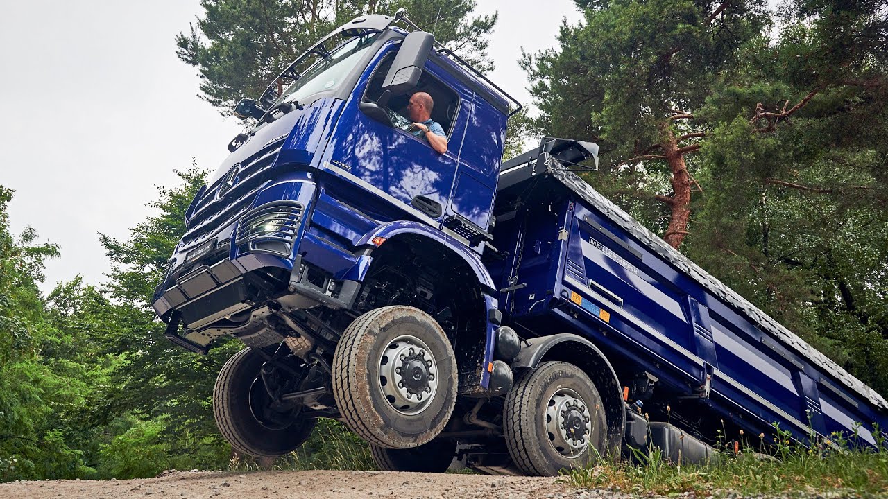 2025 Mercedes-Benz Arocs Off-Road Test Drive 🚜