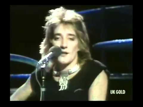 Rod Stewart Performs 'First Cut Is The Deepest' on TOTP 1977