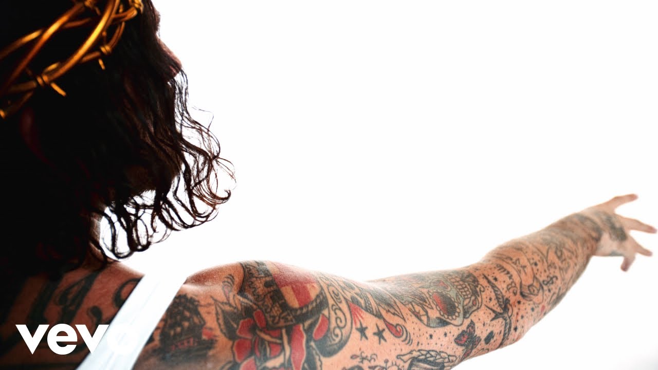 Guè - La G La U La E Pt.2 (Visual) 🎶 | Ascolta il Nuovo Album 'GVESVS' Ora!