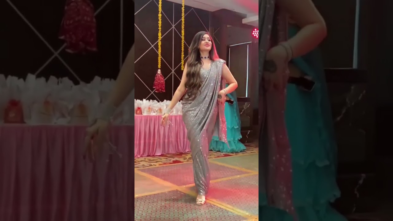 Heroine Ho Heroine - Gulab Jaisan Khilal Badu 🎶