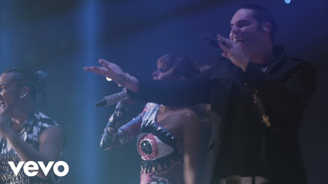 MDO Performs 'Te Quise Olvidar' Live at 90's Pop Tour 🎶