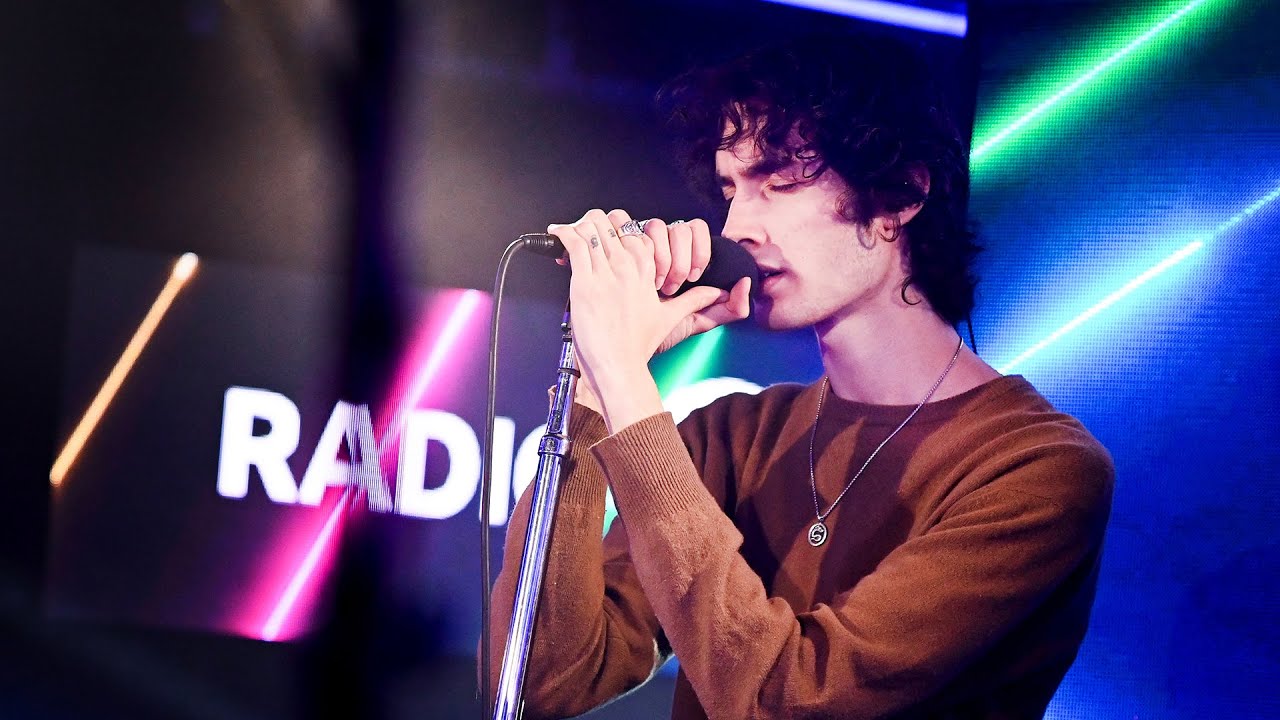 Sombr Performs 'Undressed' Live on BBC Radio 1 🎤
