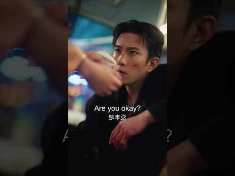 She saved a mob boss😮#MafiaBossFellinLovewithBusConductor #shorts #Chinesedrama #cdrama #dramachina