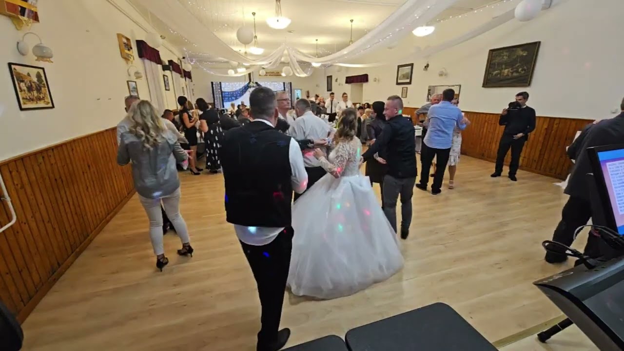 Hajdúsági Mulatós Együttes - Lagzi 2024 in Balmazújváros 🎉