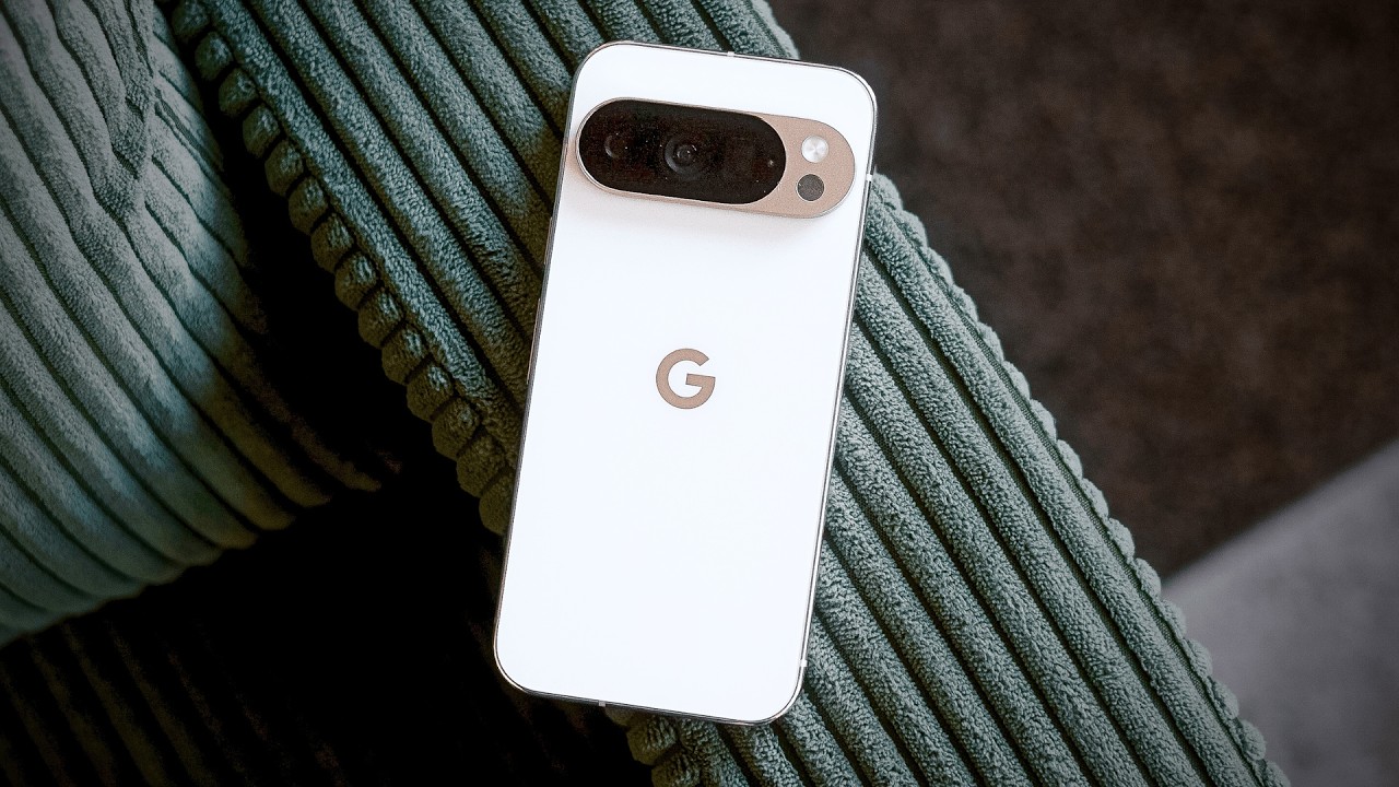 Pixel 10 Pro Review: Outperforms iPhone 📱