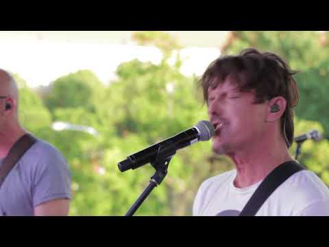 CHINASKI- Každý ráno/ Střecha Rádia Impuls (31. 5. 2017)