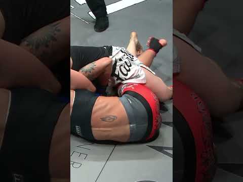 D'arce Choke Submission in Invicta FC! #mma