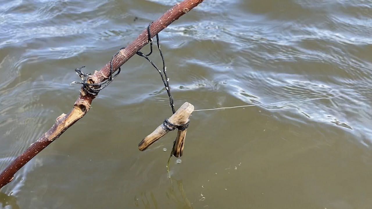 Удивительный улов щуки на самоловки: дедовский способ рыбалки 🎣