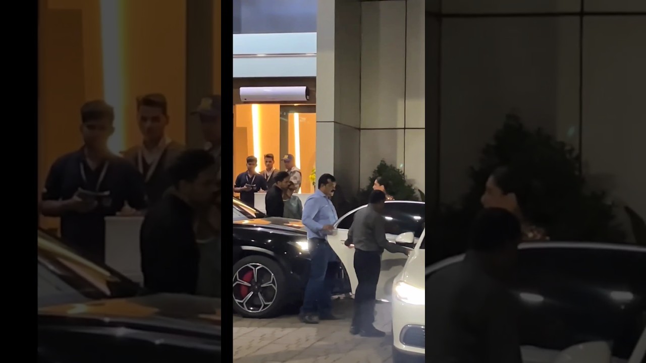 Kartika Aaryan & Sara Ali Khan Say Goodbye 🤗