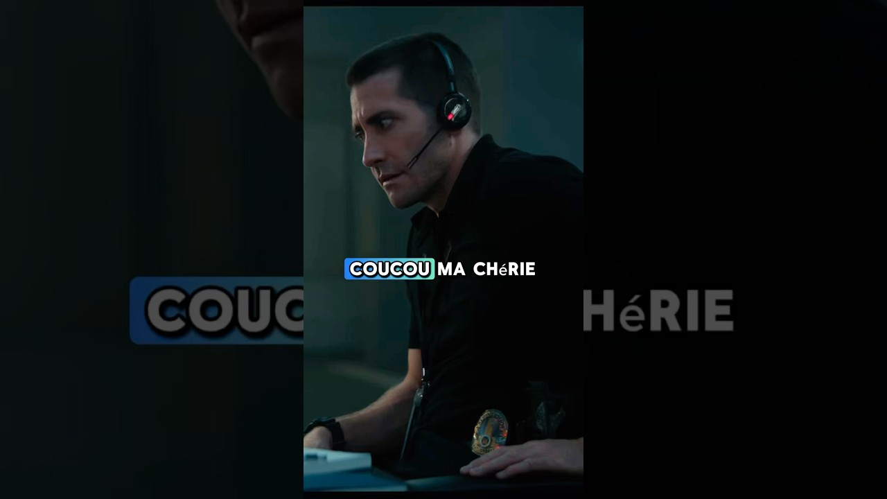 Intense Moment: Woman Pretends to Talk with Her Daughter to Send Hidden Messages 🎬