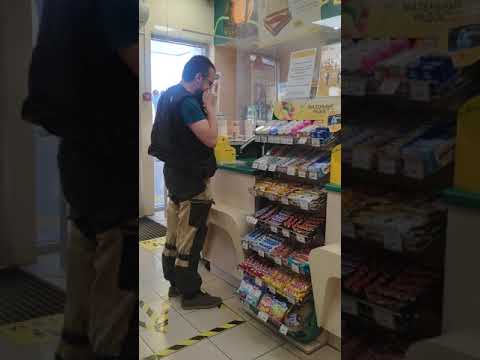 АЗС: Чаевые за Латте и бензин ☕⛽