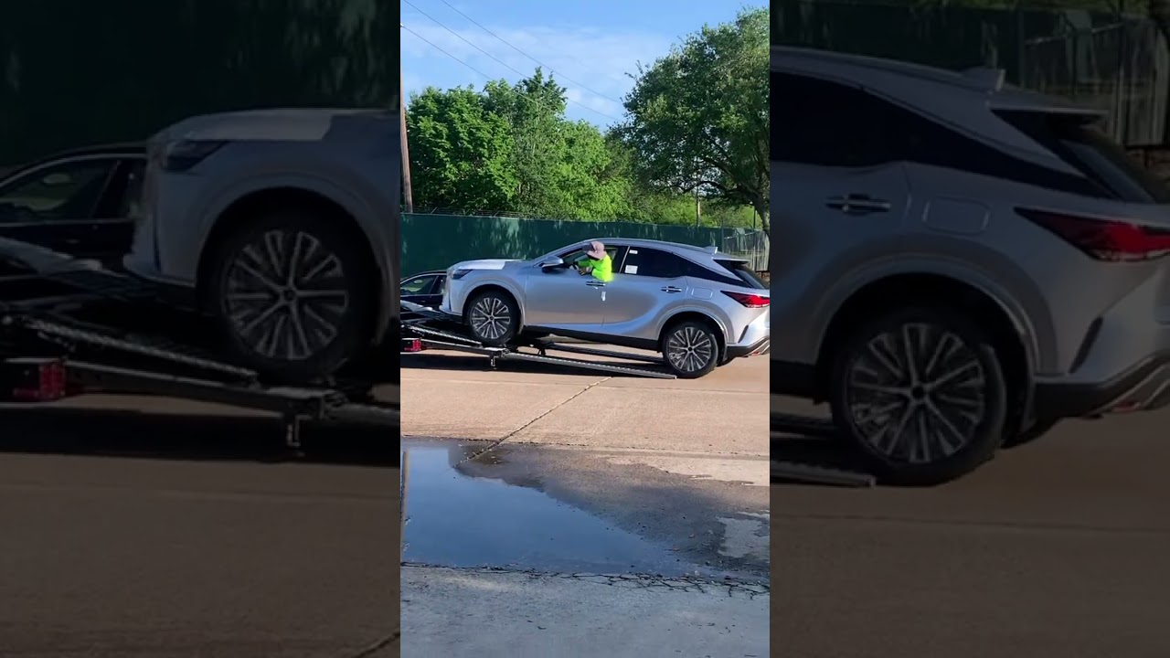 New 2025 Lexus RX350 delivery