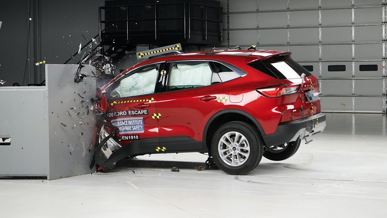 2020 Ford Escape Driver-Side Crash Test π‘οΈ