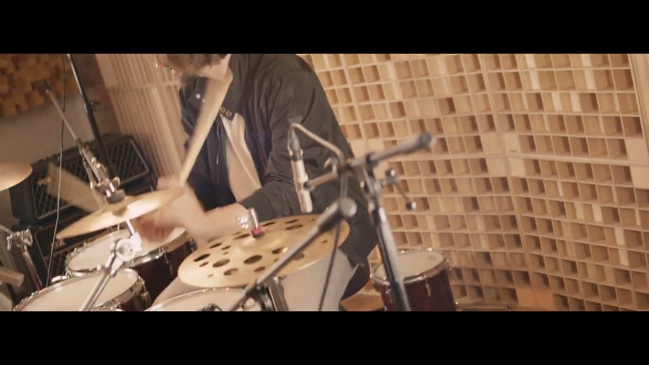 Lukáš Pavlík at Sun Studio: Testing BLUE Drumheads on 21.5.2024 🎶