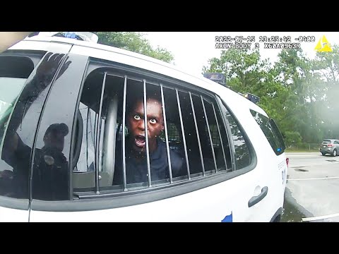 Guy Resorts to Pure Rage After Failing to Outsmart Police