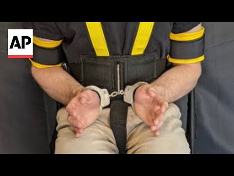 Senators demand answers on use of full-body restraints during deportation