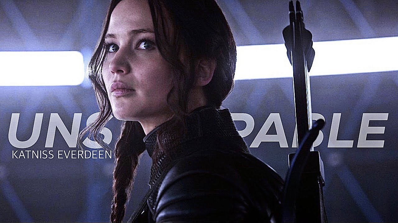 Katniss Everdeen: The Unstoppable Hero of The Hunger Games 🏹