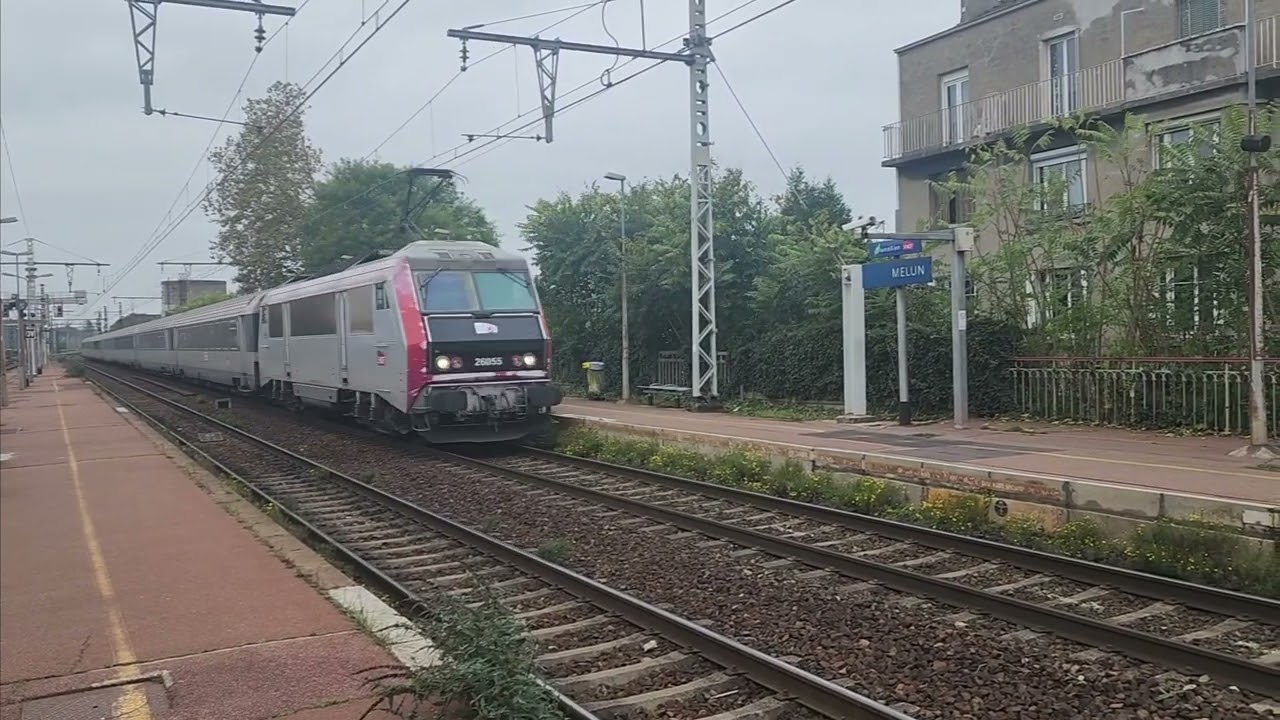 Gare de Melun: BB 26017 & Corail Cars to Clermont Ferrand 🚆