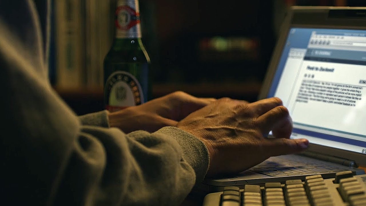 Hacking Harvard & Building Facemash 🍎