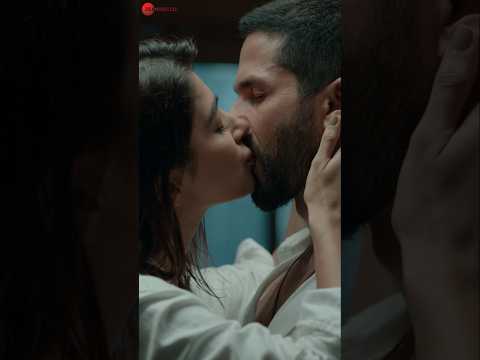 #BasTeraPyaarHai 💕 Out Now!! #Deva #ShahidKapoor #PoojaHegde #VishalMishra #RajShekhar #Shorts