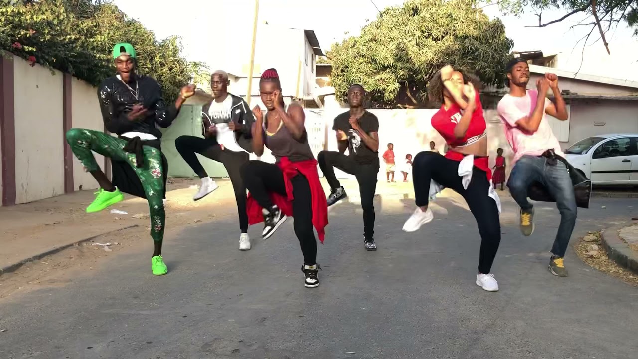 Bass Thioung - Thiriri Thiarara by Fatou Sarr & Crew 🎶