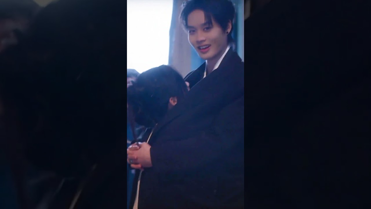 Caught in Love with a Bad Mafia Boss? 😱 | Chinese Drama Shorts