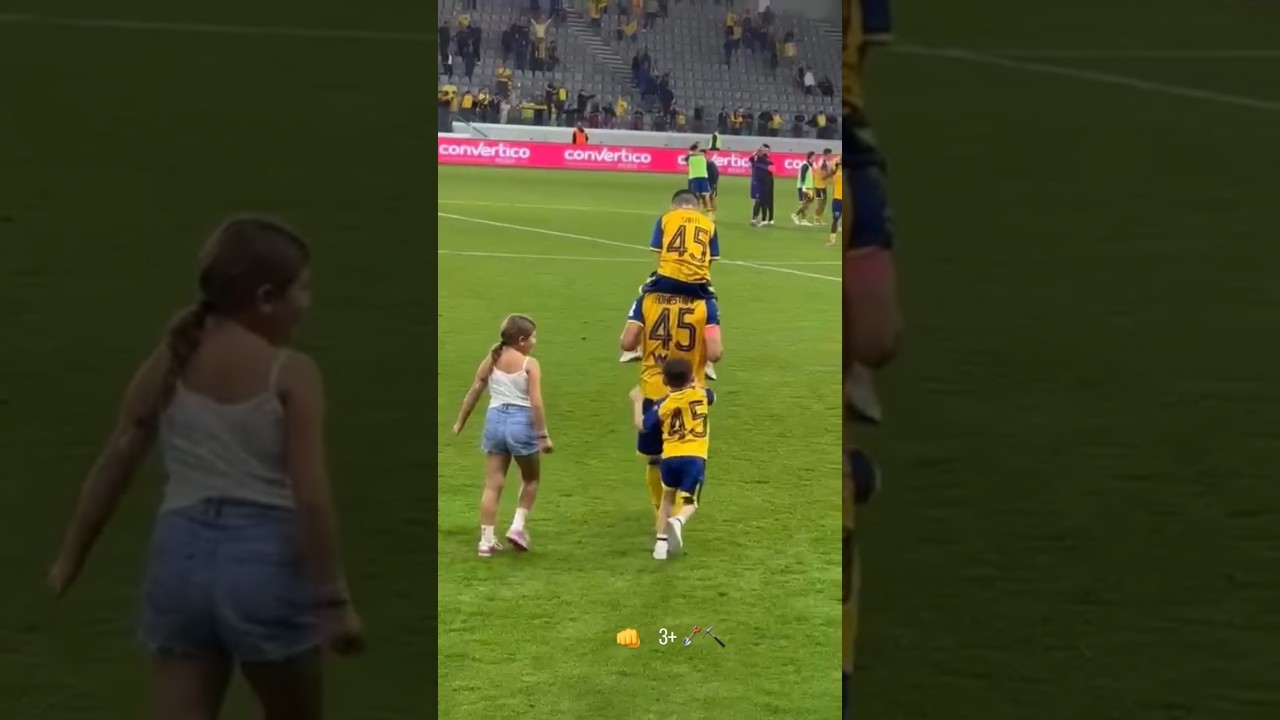 Lagenda JDT Fernando Forestieri Celebrates Victory in Greece with His Son | JDT vs Penang FA Cup Match