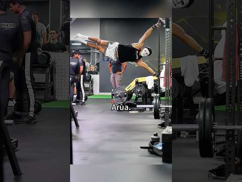 People reaction g g #calisthenics #public #motivation #reaction #streetworkout #aura