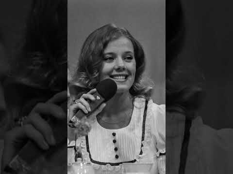 🌂 🌂 🌂 Мишель Легран/Людмила Сенчина - муз. из фильма "Шербургские зонтики"