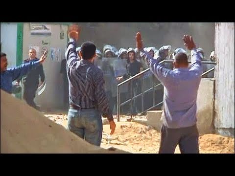 فيديو: اشتباكات بين أقباط وقوات مكافحة الشغب بمصر