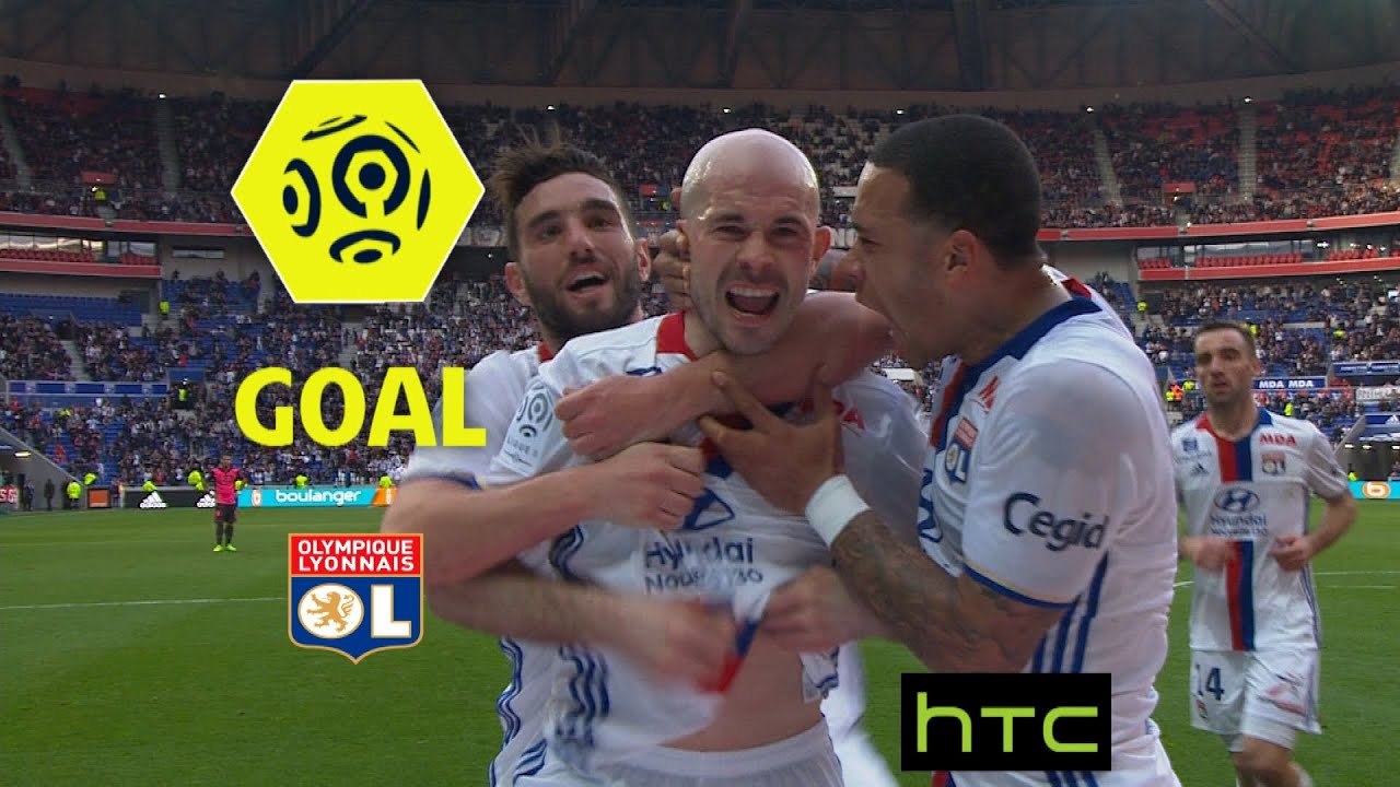 Jallet Scores in Lyon's 4-0 Win Over Toulouse ⚽