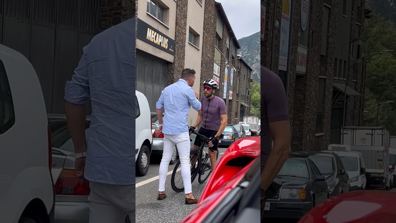 ¡Defiende a tu chica! 🚴‍♂️ Cómo reaccionar ante un comentario inapropiado de un ciclista
