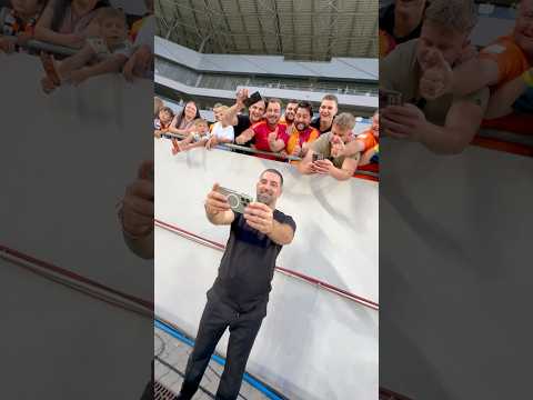 🙌 Арда Туран 😍 Святкування з уболівальниками після впевненої перемоги 🧡 #Shakhtar #football