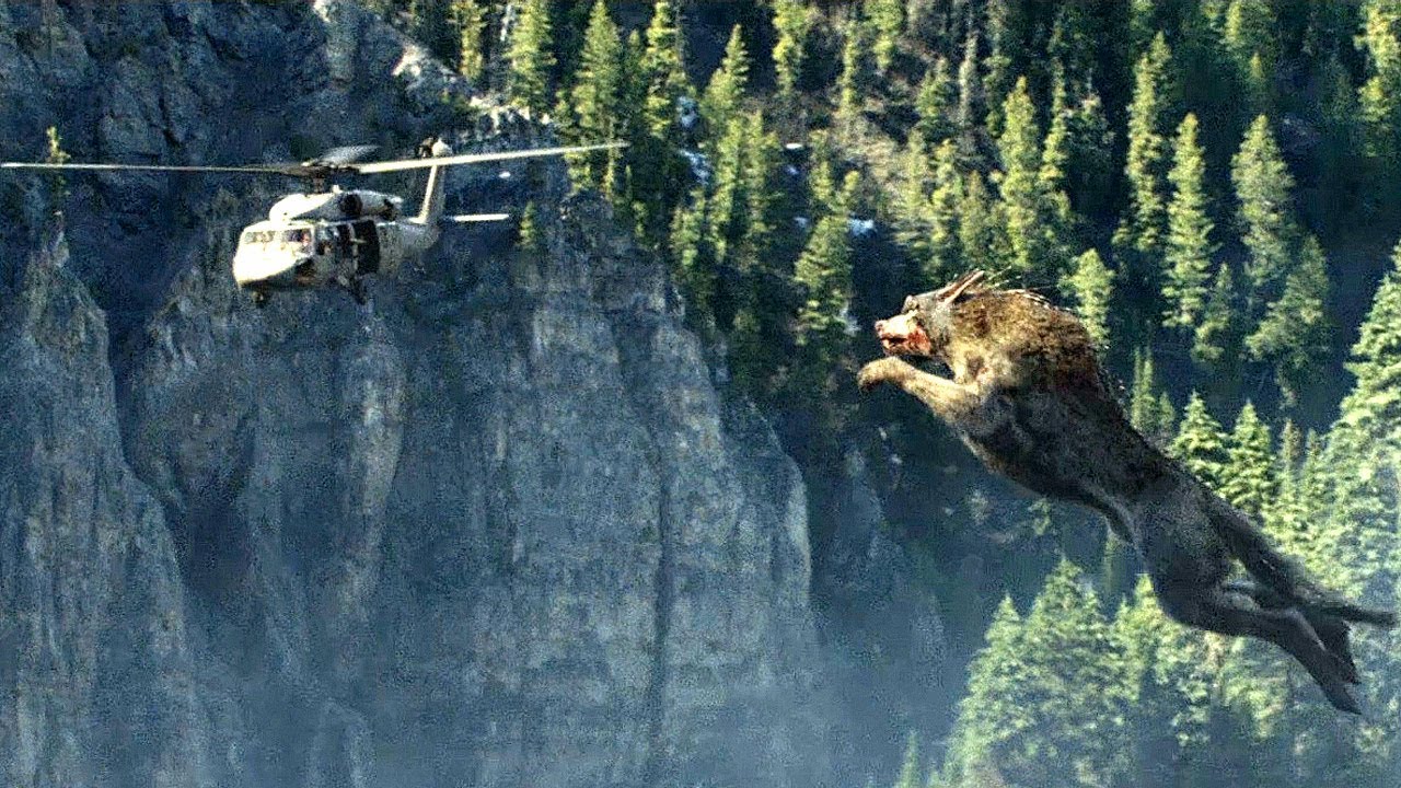 Giant Wolf Attacks Helicopter in Rampage (2018) 🐺