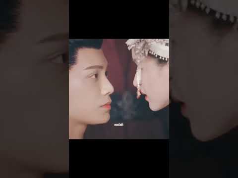 Drama Zhaolusi kissing dingyuxi OMG #dramachina #zhaolusi #dingyuxi #kiss