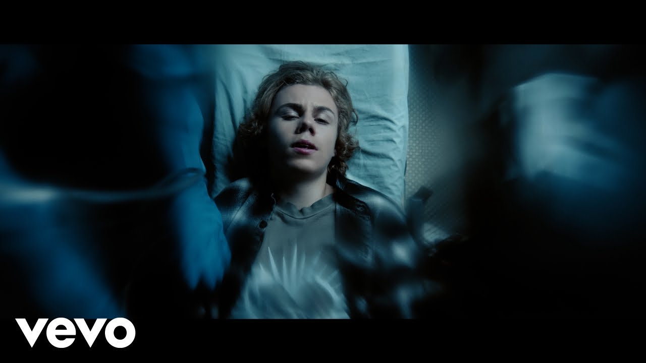 The Kid LAROI - MAYBE (Official Music Video) πΆ