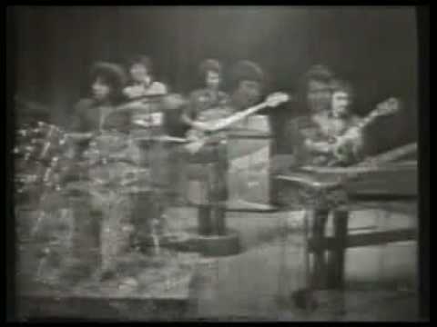 Koes Plus - Penyanyi Muda