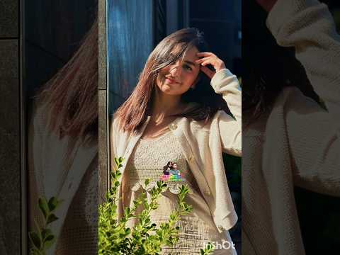 Being pretty is easy when you’re yumna zaidi 🫶 Gorgeous Ledy #yumnazaidi #yumna #shorts #gorgeous