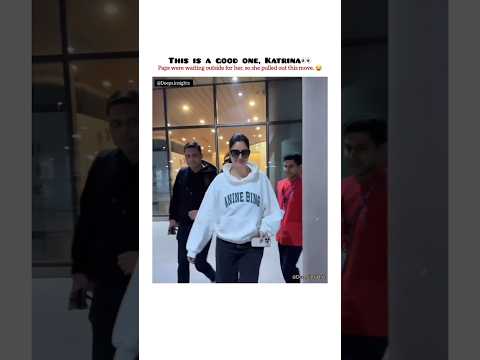 Look at her smile 😂#katrinakaif #bollywood #viralvideo #shorts