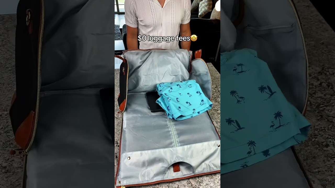 Airlines are shaking rn😈 #travelhacks #vacationmode #travelbags #travel2025