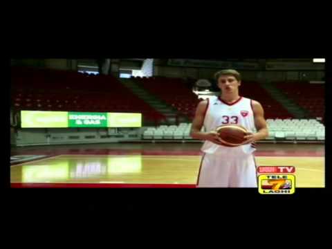 Tutorial schiacciata: Achille Polonara