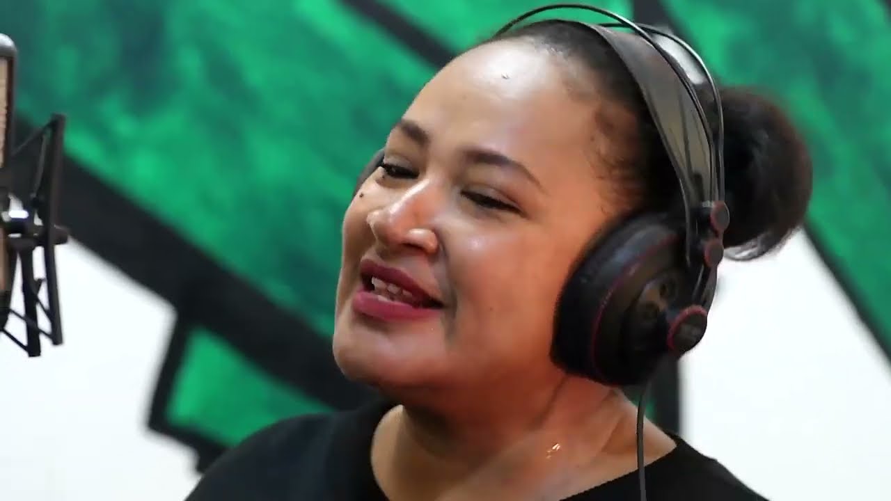 Anslom - Waiting For You (Official Music Video)