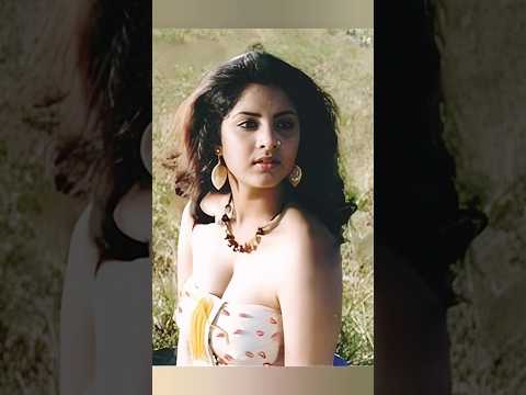Divya Bharti 🌟 | A Timeless Beauty | Rare & Stunning Pics From the 90s | #ytshorts #youtubeshorts