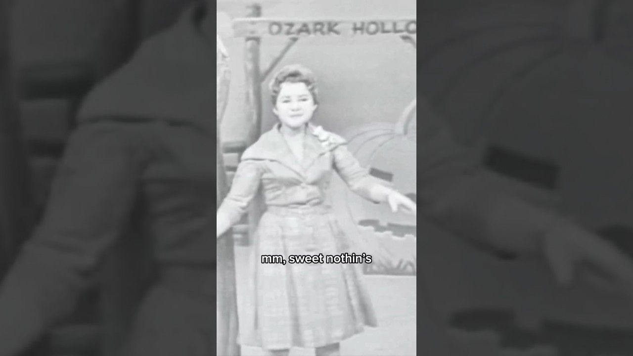 Flashback Friday: Brenda's Stunning Performance of 'Sweet Nothin's' on ABC's 'Jubilee U.S.A.' 🎤