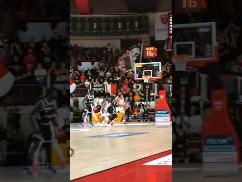 Openjobmetis Varese-Virtus Bologna 77-83