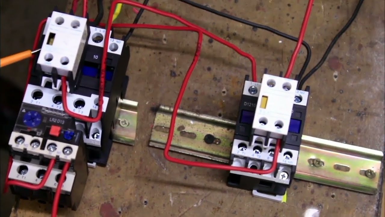 Guide to Interlocking Contactors in Forward-Reverse Motor Circuits
